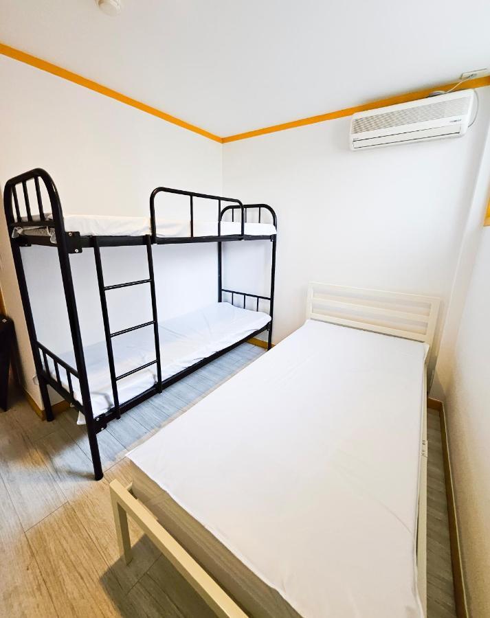 Travelers A Korea Hostel Seoul Bagian luar foto