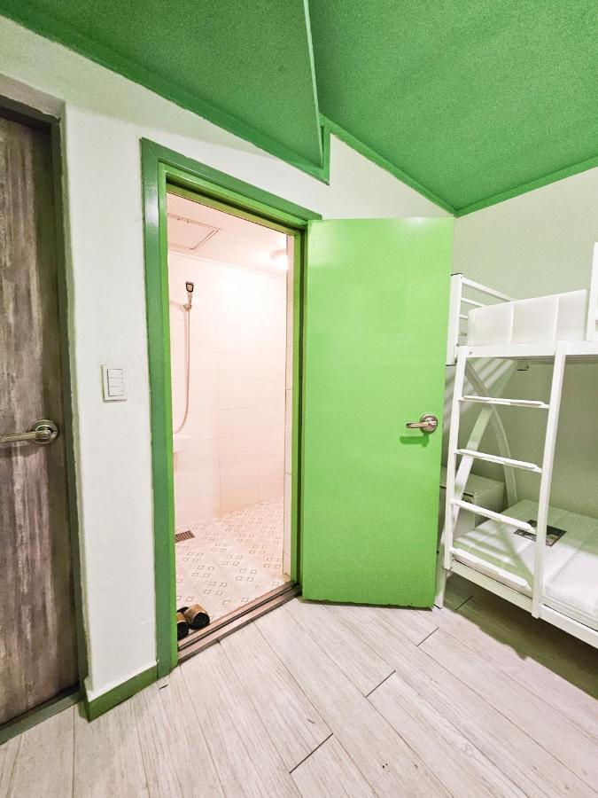 Travelers A Korea Hostel Seoul Bagian luar foto