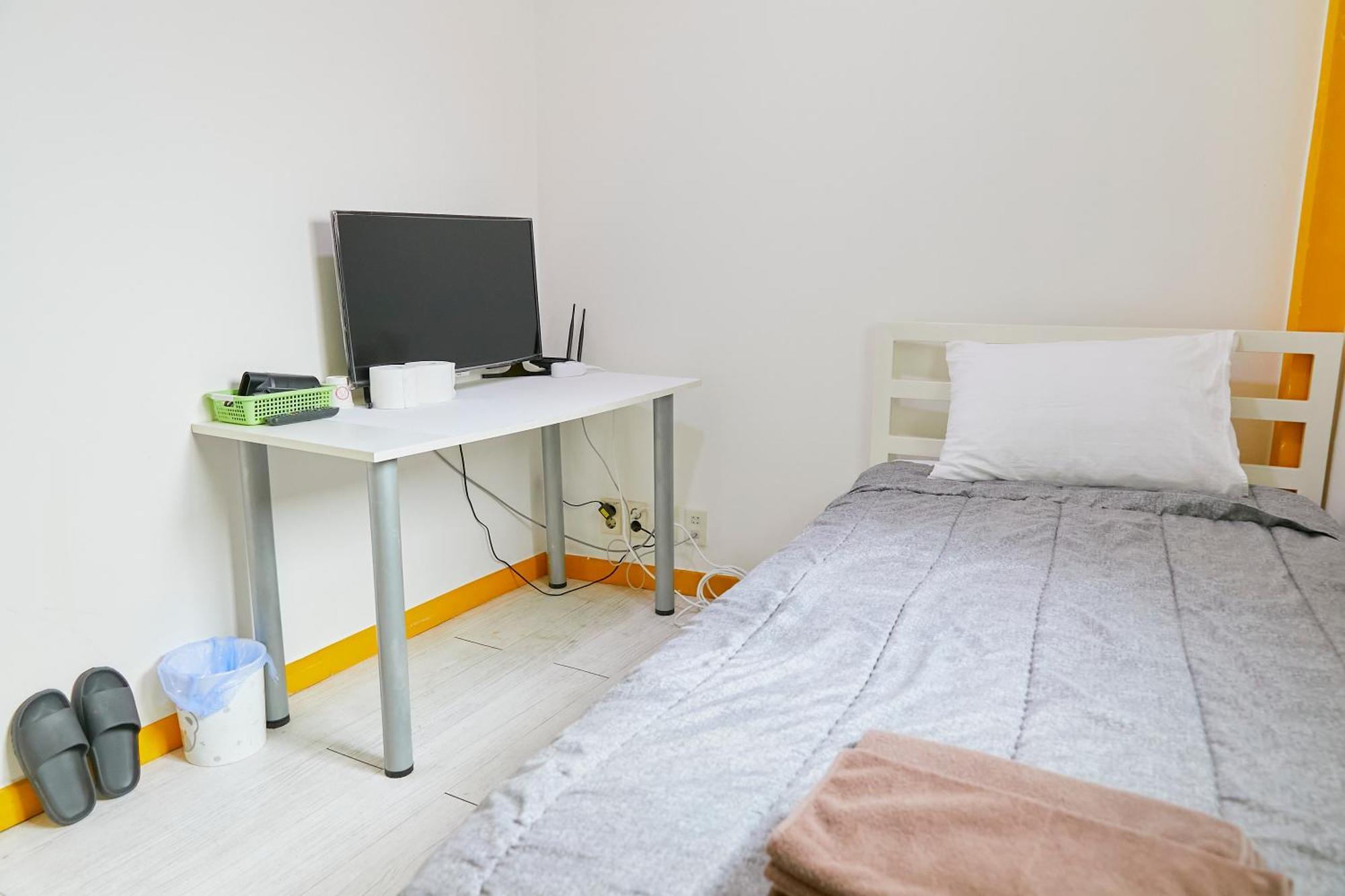 Travelers A Korea Hostel Seoul Bagian luar foto