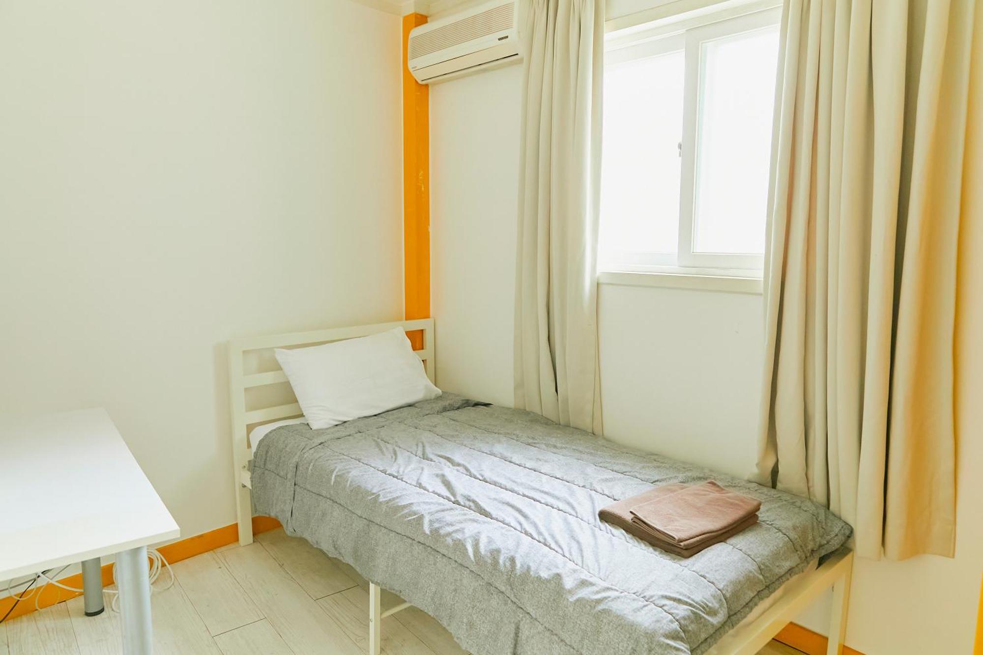 Travelers A Korea Hostel Seoul Bagian luar foto