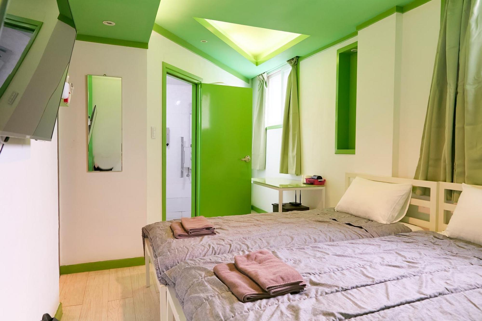 Travelers A Korea Hostel Seoul Bagian luar foto